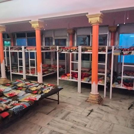 Shri Swami Sheetal Das Aashram Dharmshala Варанасі Екстер'єр фото
